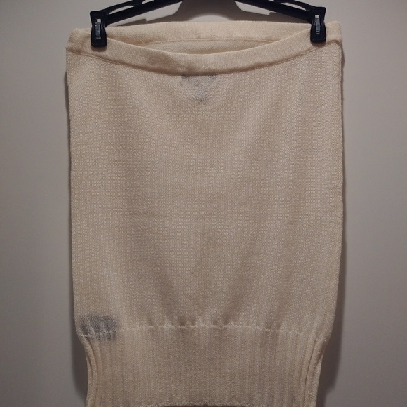Club Monaco. Womans light sweater tube top - Picture 2 of 4